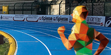 Installazione piste per l'atletica di tipo colato in opera