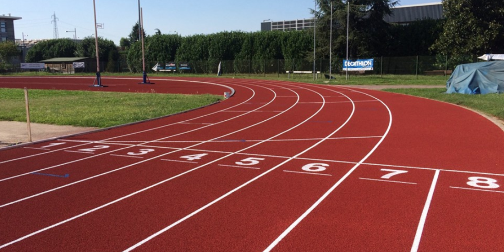 scarpe da pista di atletica