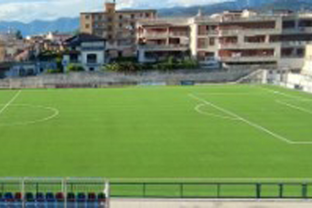 stadio tribune stile inglese